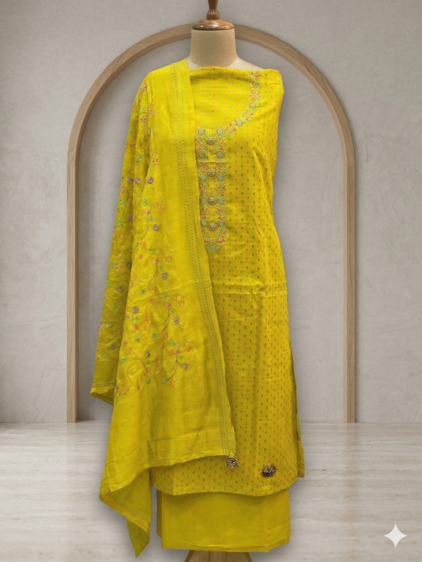 Sunshine Floral Charm Suit